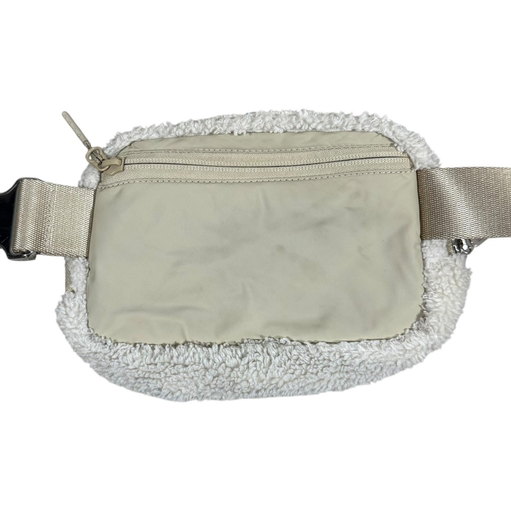Lululemon Sherpa Fleece Everywhere Belt Bag 1L White Opal Cream O/S Crossbody - Picture 3 of 9